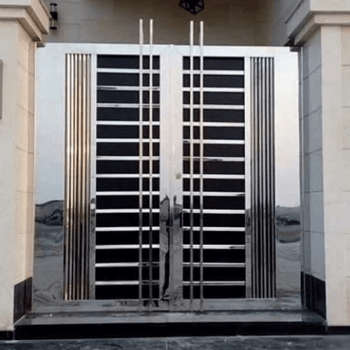 Custom Steel Gate Fabrication Works-3